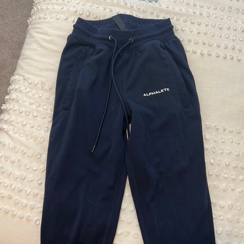 Alphalete joggers